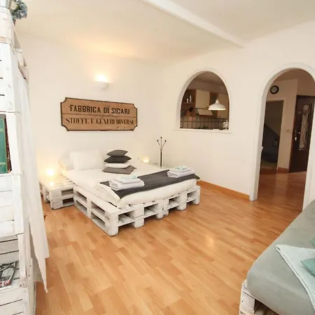 Centro By Lovecomo Ferienhaus *