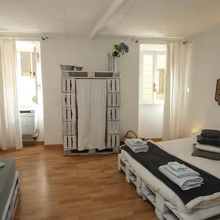 Centro By Lovecomo Holiday home *